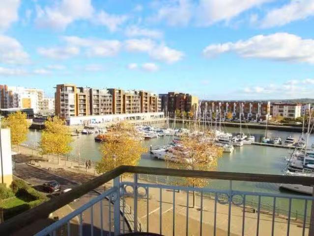 Cozy 2 BA 2 bedroom apartment for rent in Waters Edge, Portish.