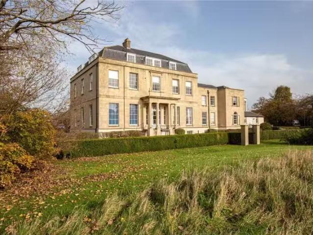 For Rent! 2 BA 2 bedroom apartment for rent in Beech House, Ba.