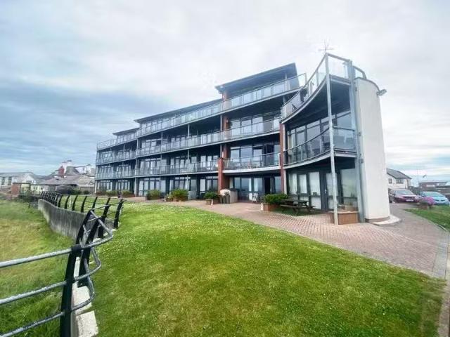 Charming 2 BA 2 bedroom flat for rent in 30 The Waterfront, Bo.