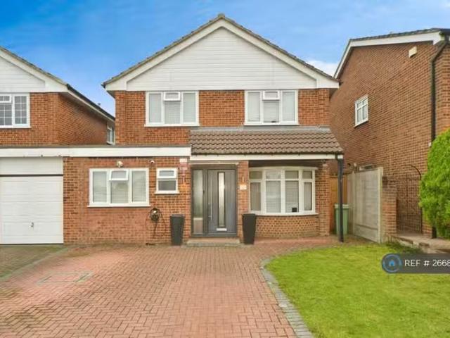For Rent! 2 BA 4 bedroom detached house for rent in Lysander W.