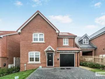 Deal! 2 BA 4 bedroom house for rent in Funnell Drive, Stone Cr.