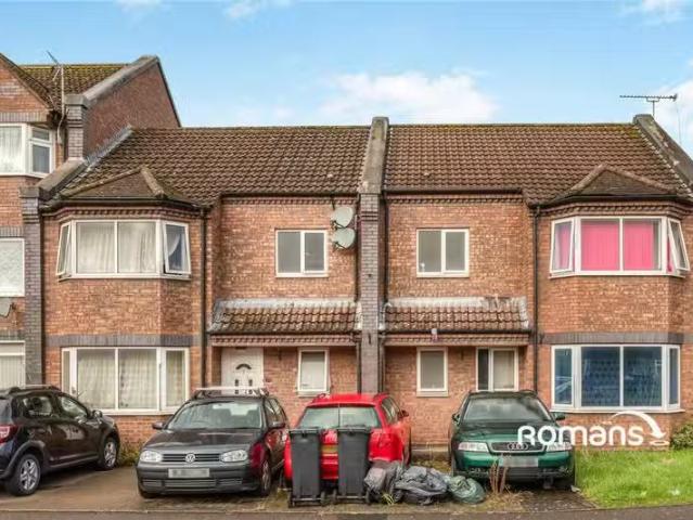 Unique 2 BA 6 bedroom house share for rent in Blakeney Mills.