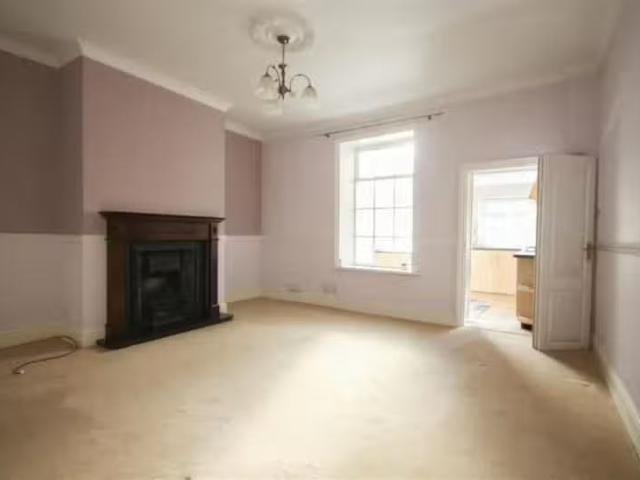 For Rent! 2 bedroom terraced house for rent in Manchester Road.