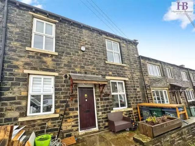 Unique 2 bedroom terraced house for rent in Smithy Hill, Wibse.