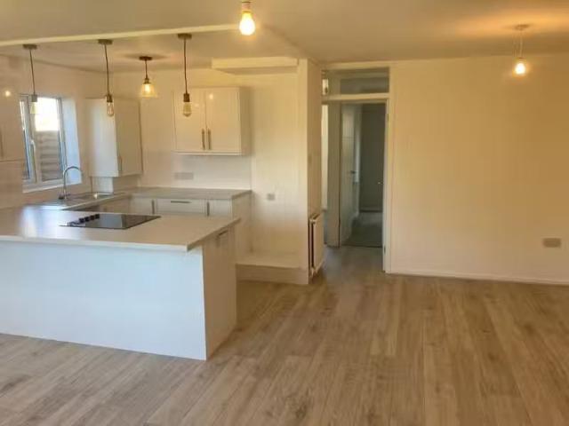 Rental! 2 bedroom apartment for rent in Whitelands Meadow, Gre.