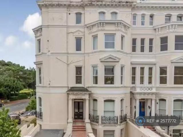 Nice 2 bedroom flat for rent in Clifton Gardens, Folkestone, K.