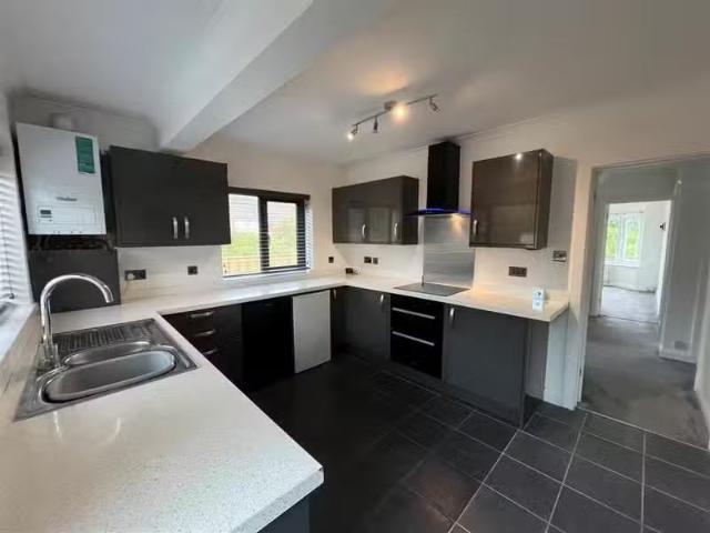 Just in! 2 bedroom semi detached bungalow for rent in The Cres.