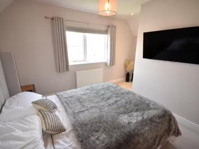 New 2 bedroom semi detached house for rent in Caird Avenue, Et.