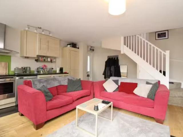 For Rent! 2 bedroom semi detached house for rent in Warley Hil.