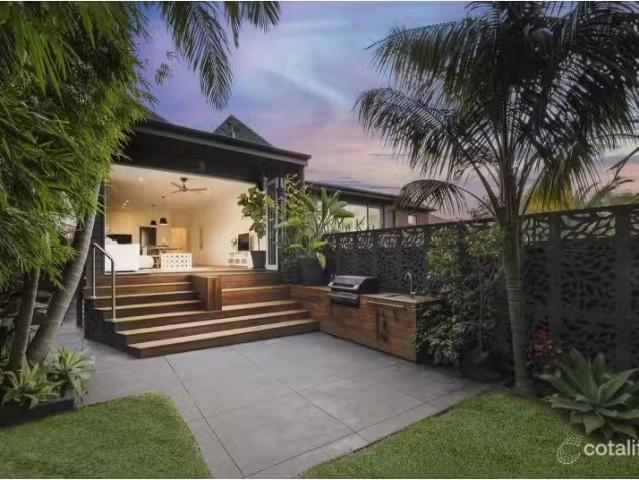 Cheap 2 BR 10 Waratah Street, Balgowlah Townhouse for rent Li.