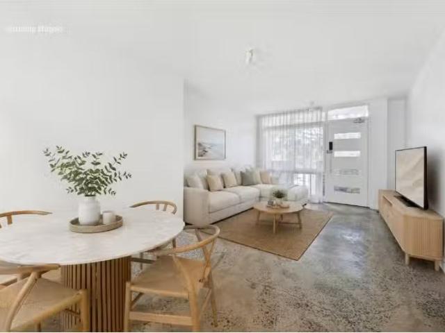 For Rent! 2 BR 1/169 Hall Street, BONDI BEACH Apartment for re.