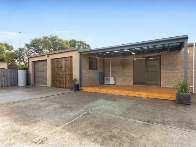 Unique 2 BR 11a Dawson Street, Earlwood House for rent Listed.