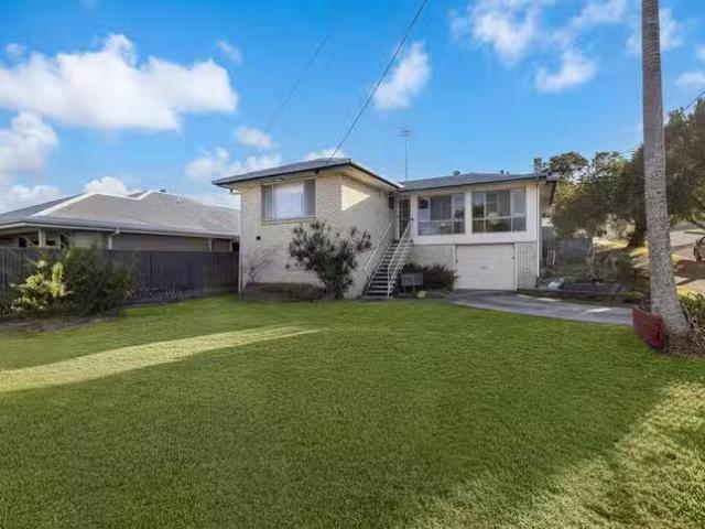 Rental! 2 BR 1/20 Chaffey Street, Tugun, QLD 4224
