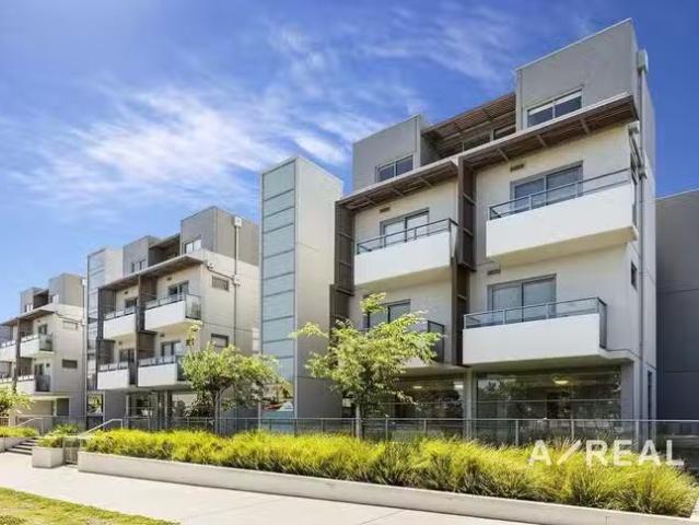 Unique 2 BR 123/1453 North Road, Clayton, VIC 3168