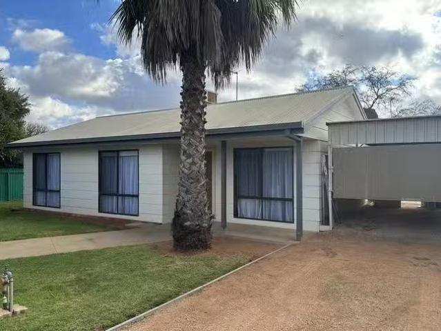 Cozy 2 BR 1/34 William Street, Gol Gol, NSW 2738