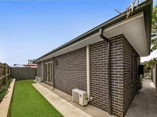 New 2 BR 13A Calaby Street, Toongabbie House for rent Listed.