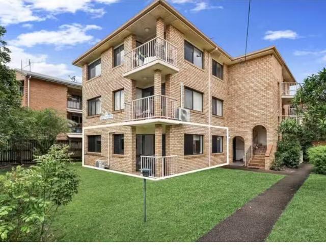 Charming 2 BR 1/44 Coolangatta Road, COOLANGATTA House for ren.