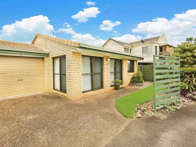 New 2 BR 1/6 Ann Maree Close, MAROOCHYDORE, QLD 4558 House f.