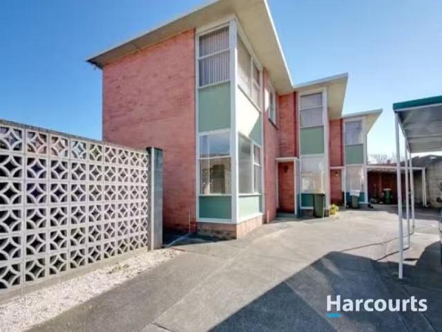 Charming 2 BR 1/71 Gunn Street, DEVONPORT, TAS 7310 Unit for.