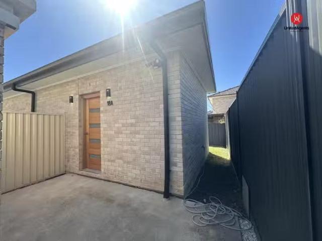 Rental! 2 BR 18a Romana Square, PRESTONS House for rent Liste.