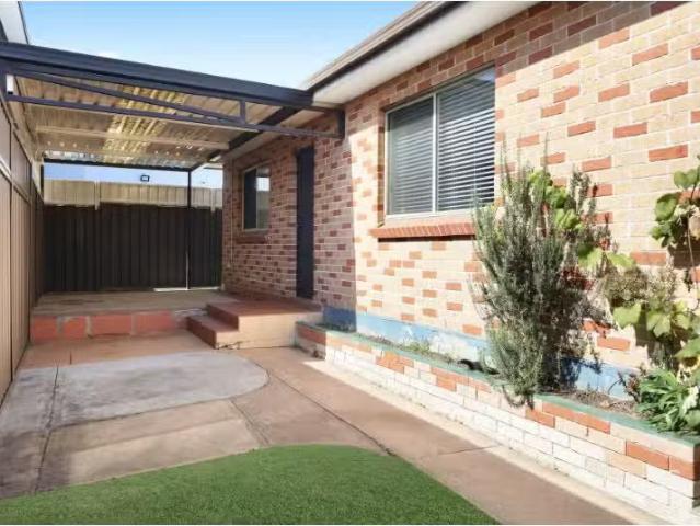 For Rent! 2 BR 19A Bromley Avenue, Greenacre House for rent L.