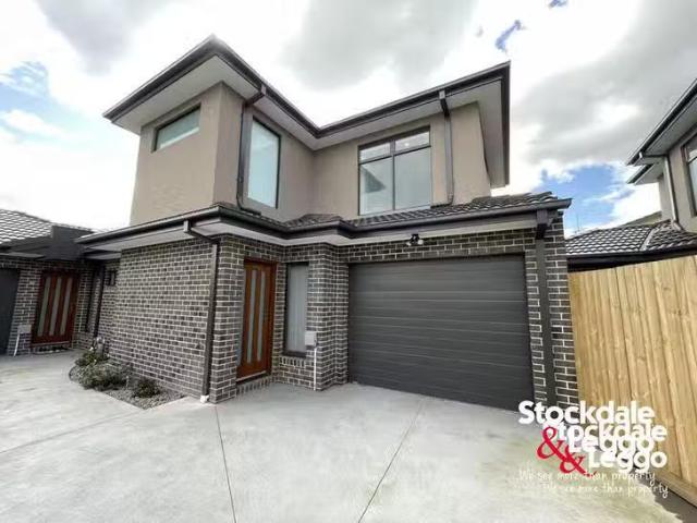 Rental! 2 BR 2/15 Apollo Crescent, Dallas, VIC 3047