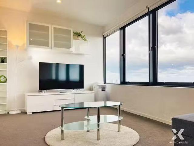 Just in! 2 BR 2120/18 Mount Alexander Road, Travancore, VIC 3032