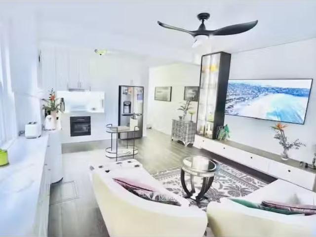 Cheap 2 BR 2/128 Francis Street, BONDI Apartment for rent Lis.