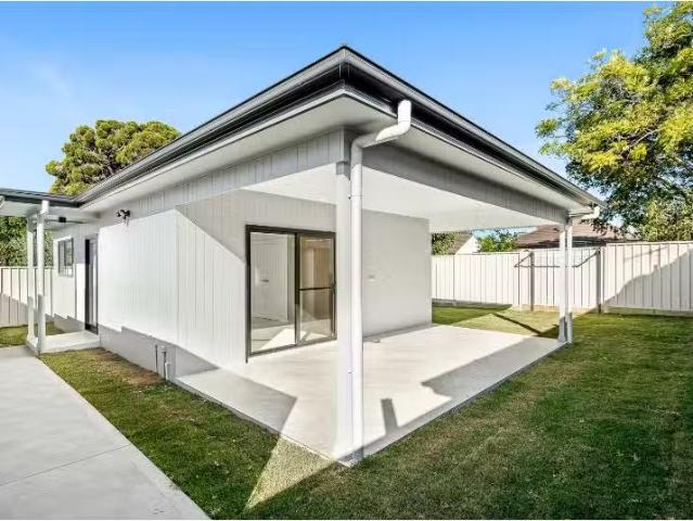 Nice 2 BR 21A Goondah Street, Villawood Apartment for rent Li.