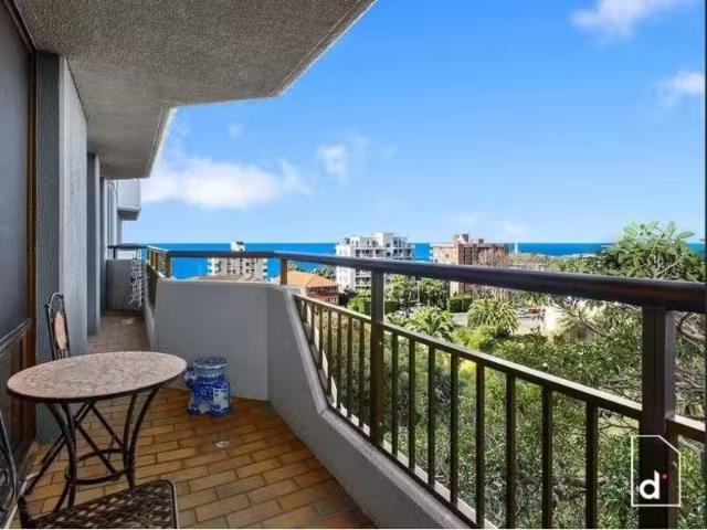 Cozy 2 BR 23/22 26 Corrimal Street, Wollongong Apartment for r.