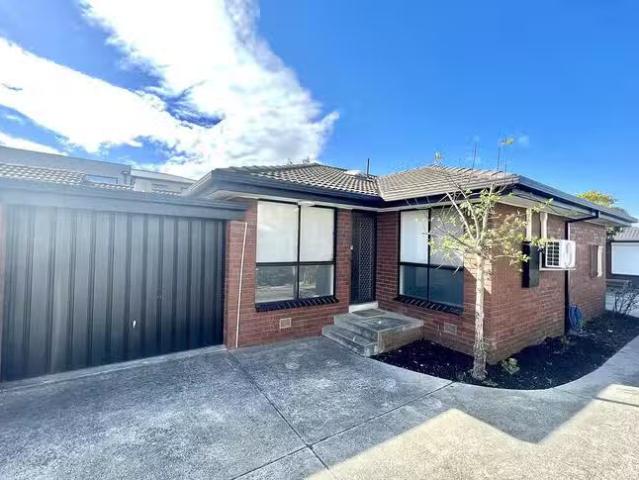 Just in! 2 BR 2/33 Lytton Street, Glenroy, VIC 3046
