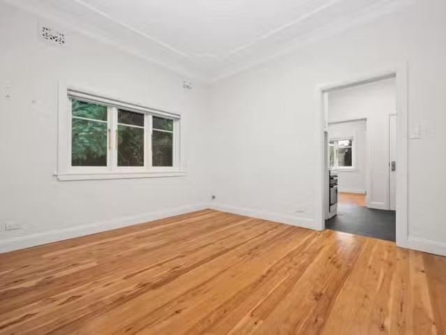 Cozy 2 BR 2/5 Bates Ave, PADDINGTON, NSW 2021 Apartment for.