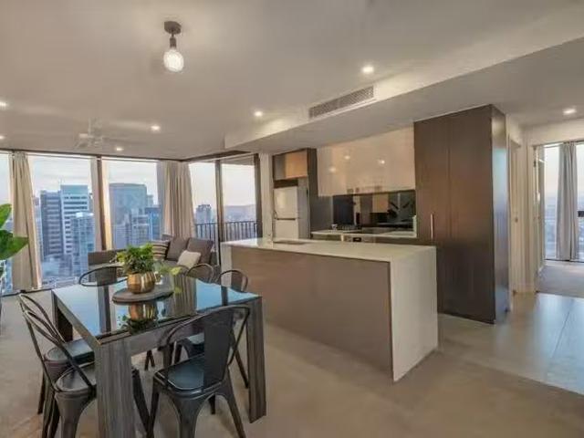 Charming 2 BR 2626/550 Queen Street, Brisbane City, QLD 4000