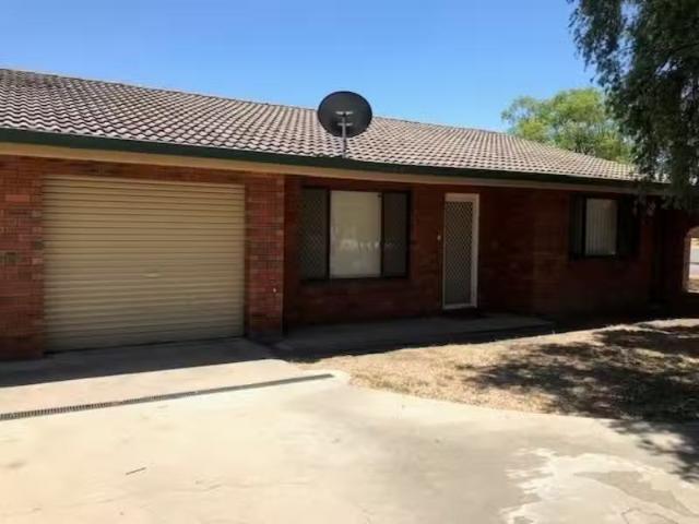 New 2 BR 2/6 ILLOURA STREET, HILLVUE Townhouse for rent Liste.