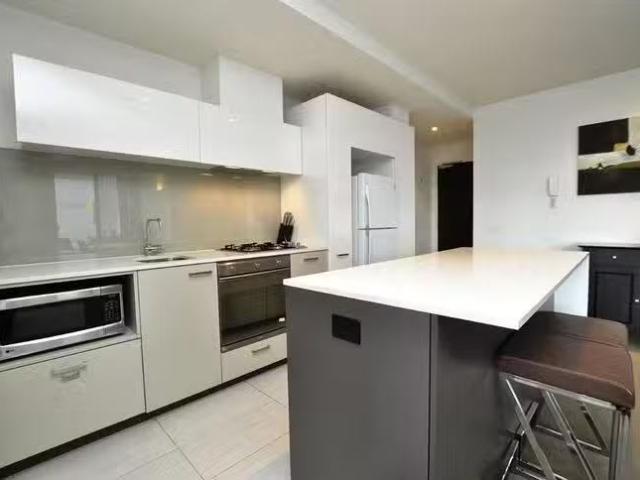 For Rent! 2 BR 2701/200 Spencer Street, Melbourne, VIC 3000