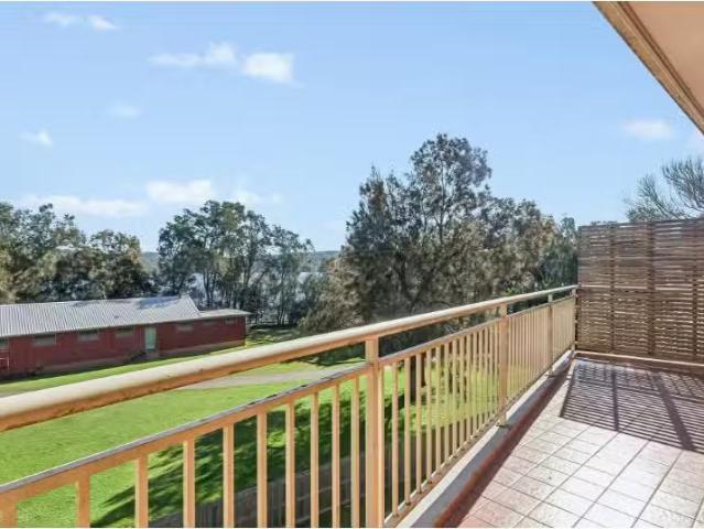 Deal! 2 BR 29/27 31 Goodwin Street, Narrabeen Apartment for re.