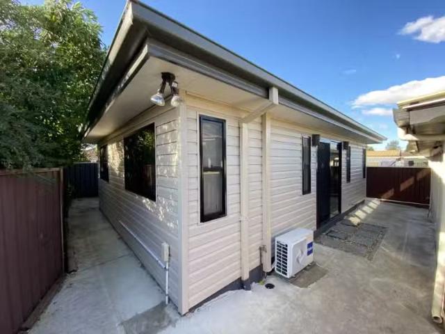 Unique 2 BR 2a Dunkley Place, WERRINGTON House for rent Liste.