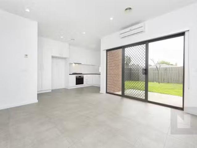 New 2 BR 3/42 George Street, St Albans, VIC 3021