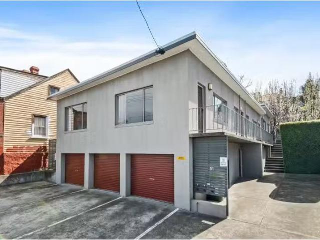 For Rent! 2 BR 3/51 Goulburn Street, HOBART Apartment for rent.