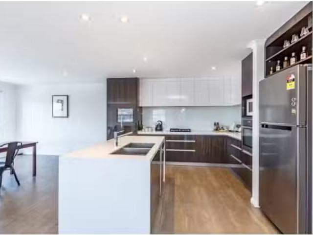 Cozy 2 BR 3/70 Arthur Street, WEST HOBART Apartment for rent.