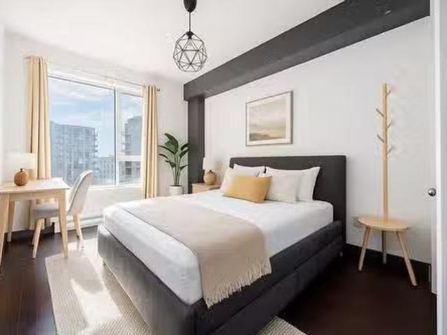 Just in! 2 BR 3806 5150 Rue Buchan, Montréal Côte Des Neiges/.