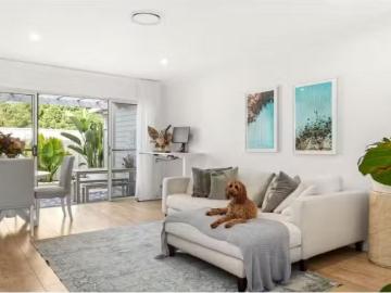 Nice 2 BR 40/115 Christo Road, WARATAH Apartment for rent Lis.