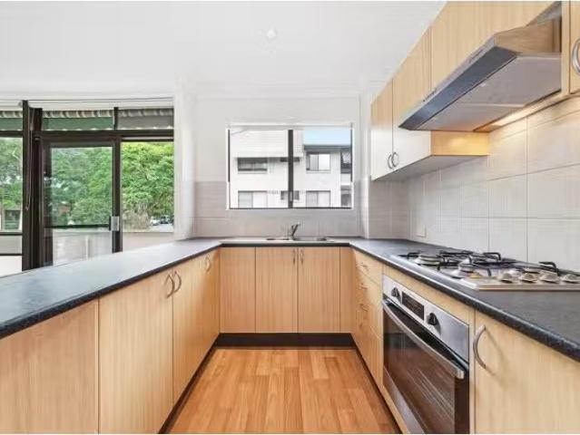Just in! 2 BR 4/124 Burns Bay Road, Lane Cove Apartment for re.