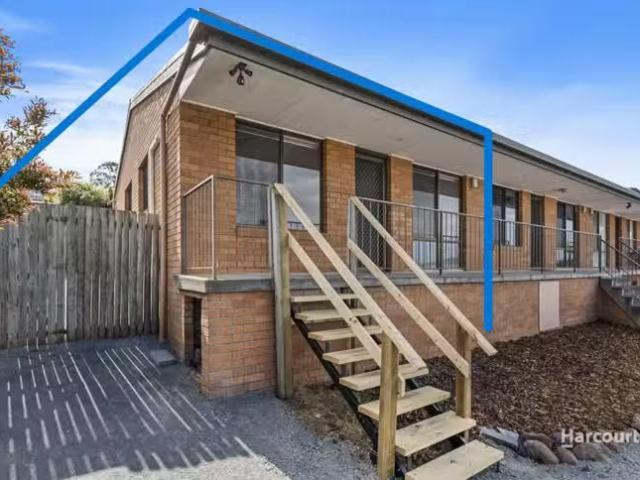 Just in! 2 BR 4/44 Lake Vue Parade, Midway Point, TAS 7171