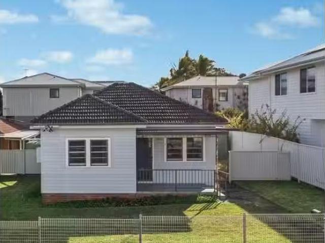 Cheap 2 BR 46 Thompson Street, Long Jetty House for rent List.