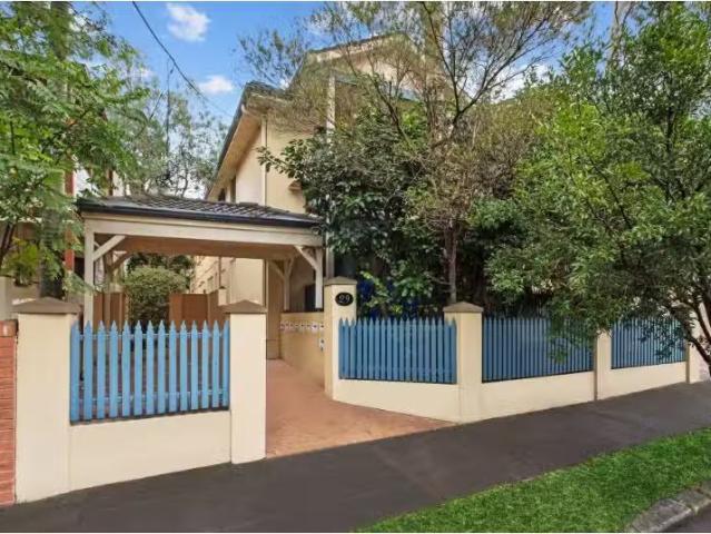 Rental! 2 BR 5/29 Fort Street, Petersham Apartment for rent L.