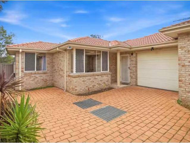 Nice 2 BR 59c Garfield Street, Wentworthville Apartment for re.