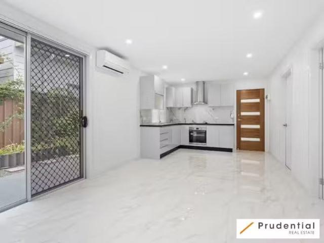 Deal! 2 BR 5a Insignia St, SADLEIR Apartment for rent Listed.