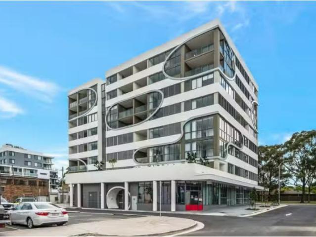 Charming 2 BR 604/10 Kamira Court, VILLAWOOD Apartment for ren.