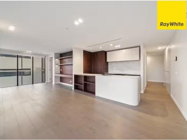 Nice 2 BR 612/352 Northbourne Avenue, part SON Apartment for r.